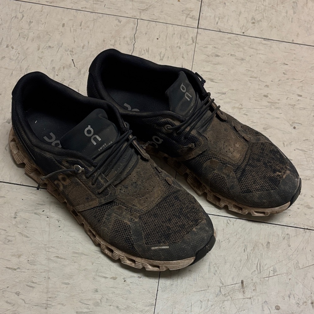 On Running Men's Black and Brown Athletic Shoes